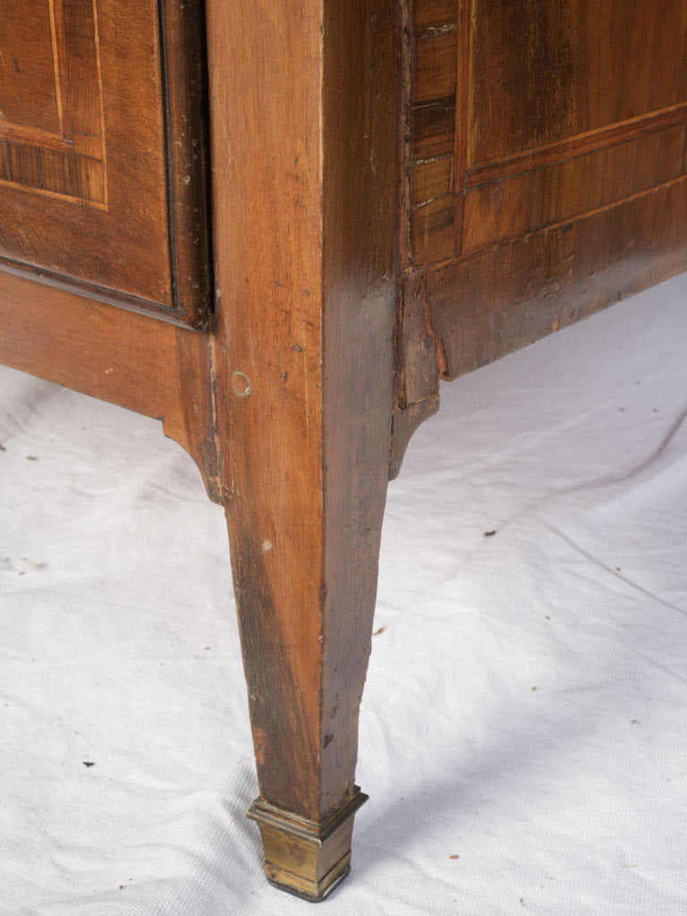 Rich-toned neoclassical commode