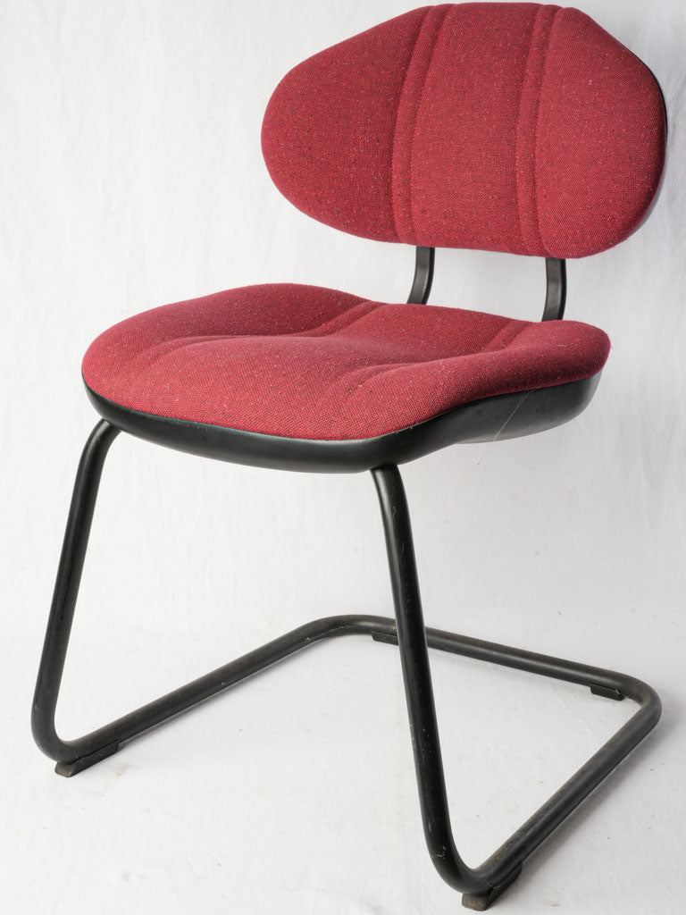 Sculptural steel base seating