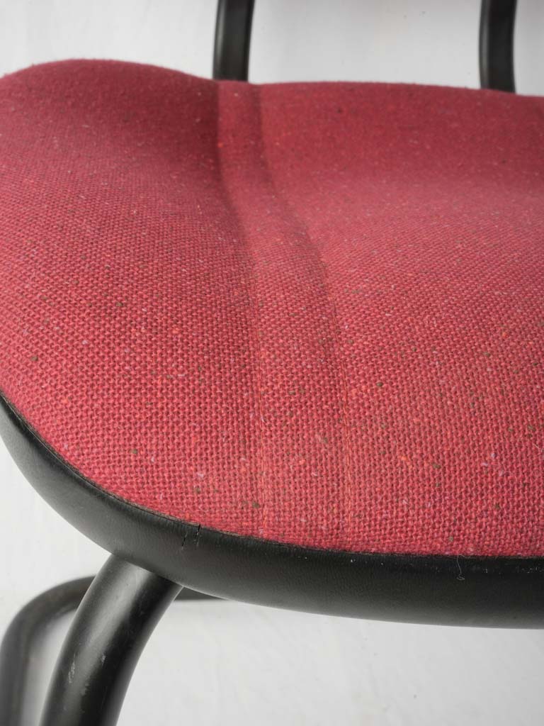 Modern 1980s office chairs