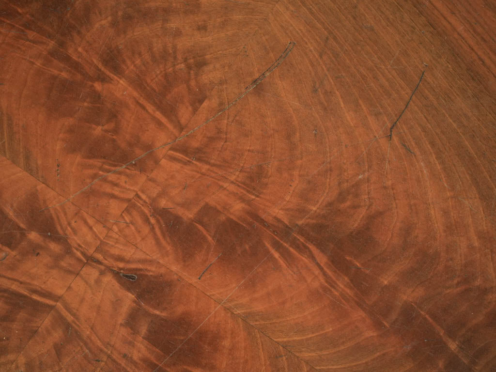 Historical French accent piece  