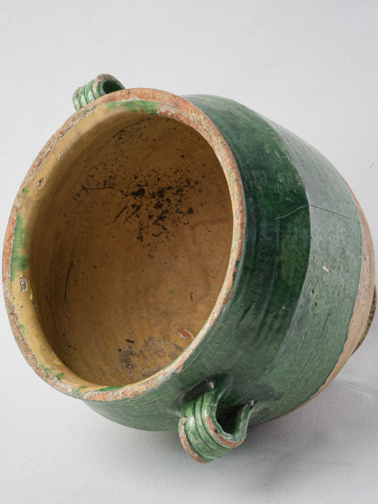 Elegant two-handled serving piece  