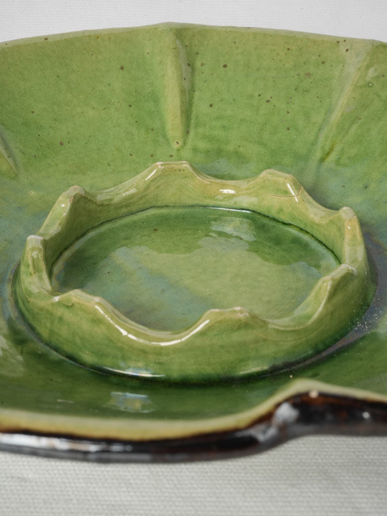 Retro-inspired earthenware serving piece  