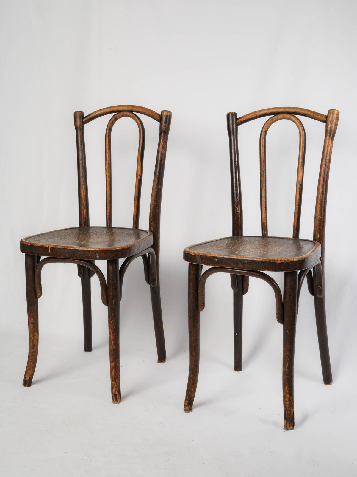 Pair of Early 20th-Century Thonet Bentwood Bistro Chairs with Embossed Seats