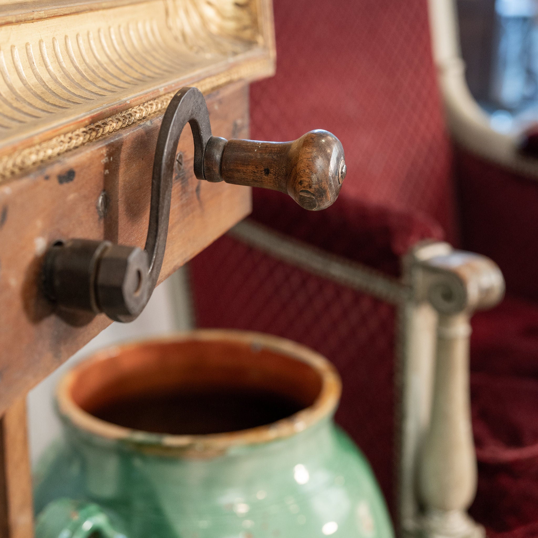 Sublime antique glazed Anduze collection addition