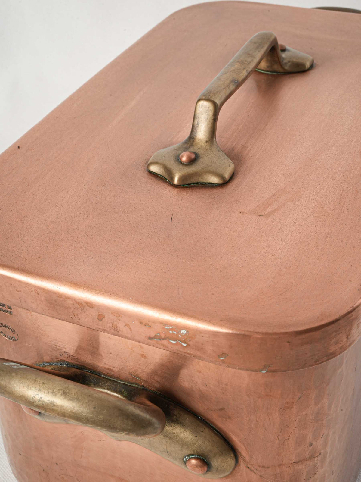 Large French Hammered Copper Daubière - A Simon Paris