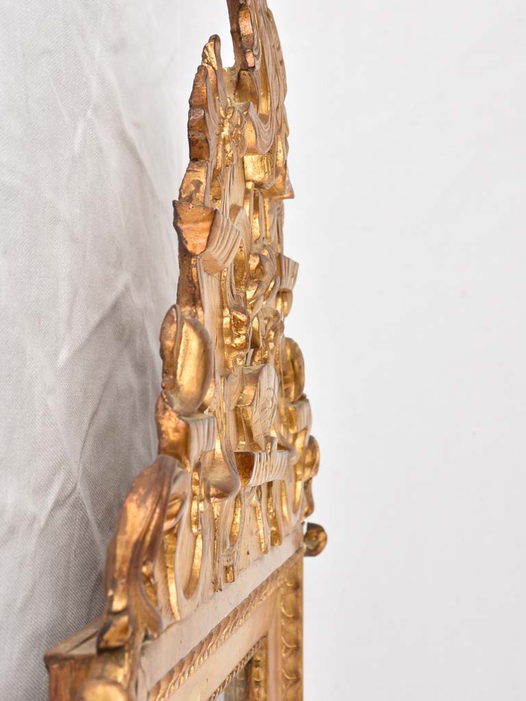 Aged ware Louis XVI-style mirror