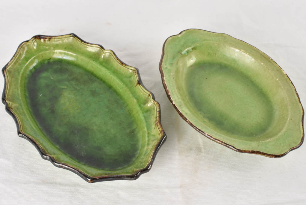 2 oval serving dishes - green Dieulefit 13½"
