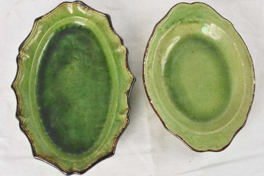 2 oval serving dishes - green Dieulefit 13½"