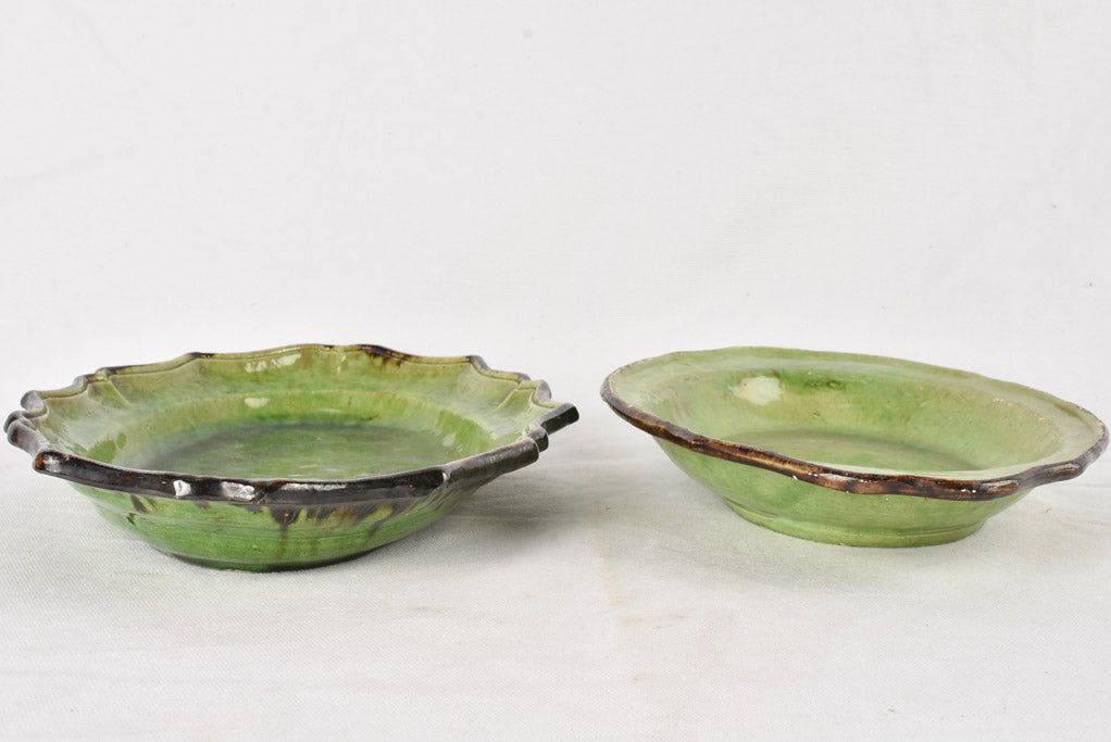 2 oval serving dishes - green Dieulefit 13½"