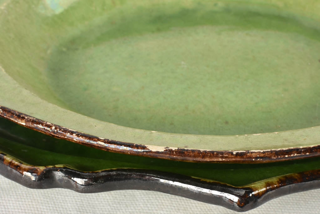 2 oval serving dishes - green Dieulefit 13½"