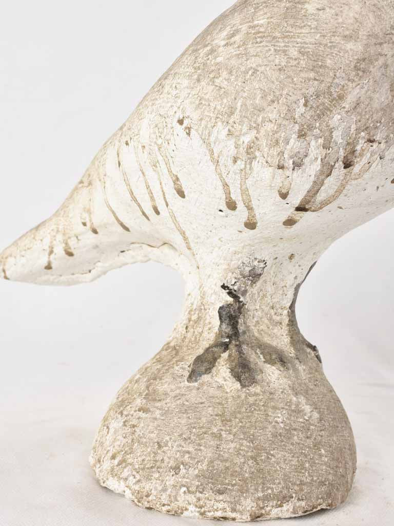Vintage pigeon sculpture - cement 13½"
