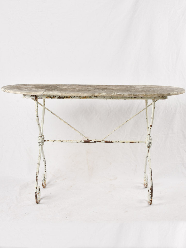 Early 20th century oval garden table 28¼"