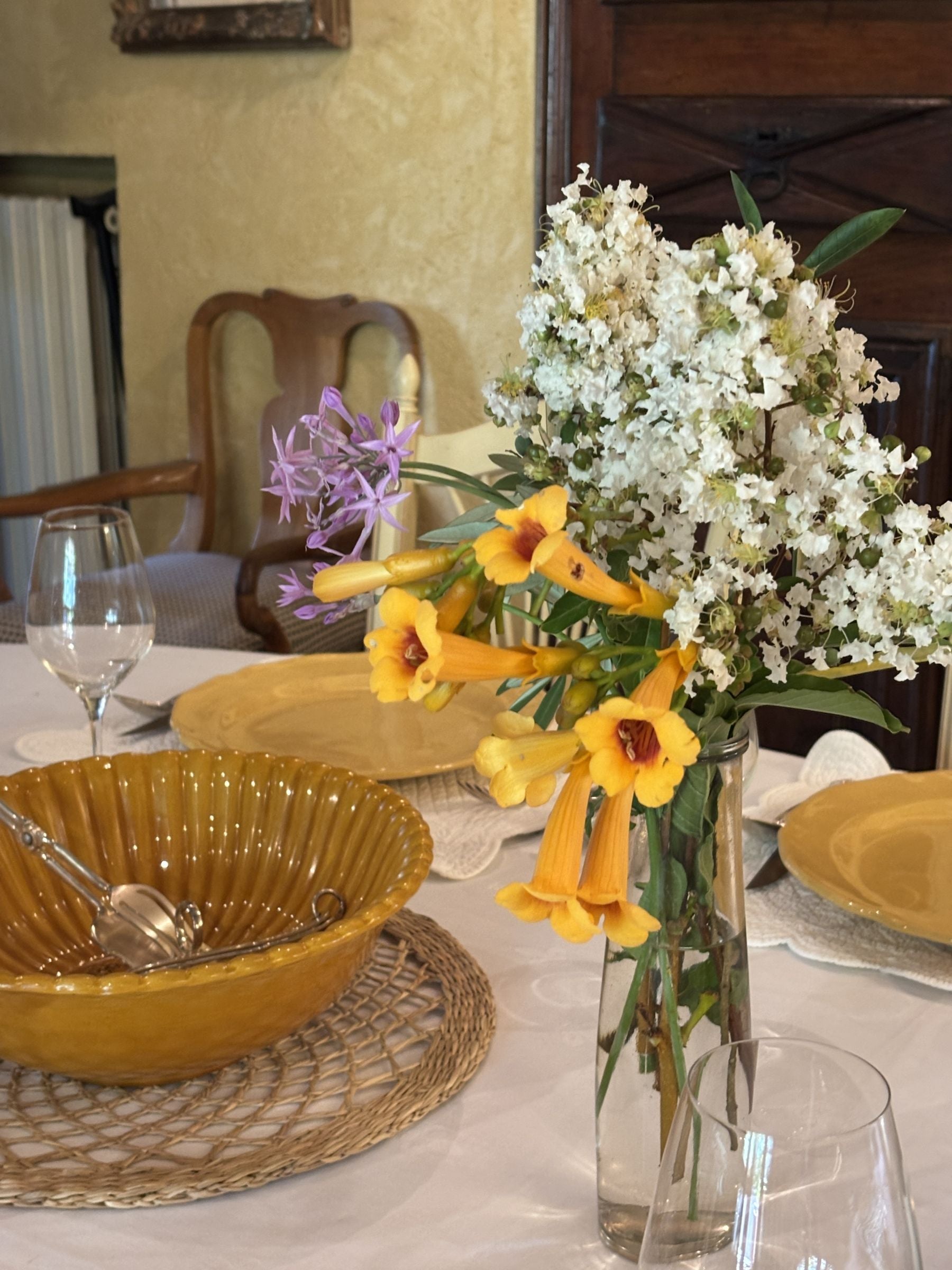 Provençal Ocher Glazed Ceramic Salad Bowl w/ Garlic Grater 12½"