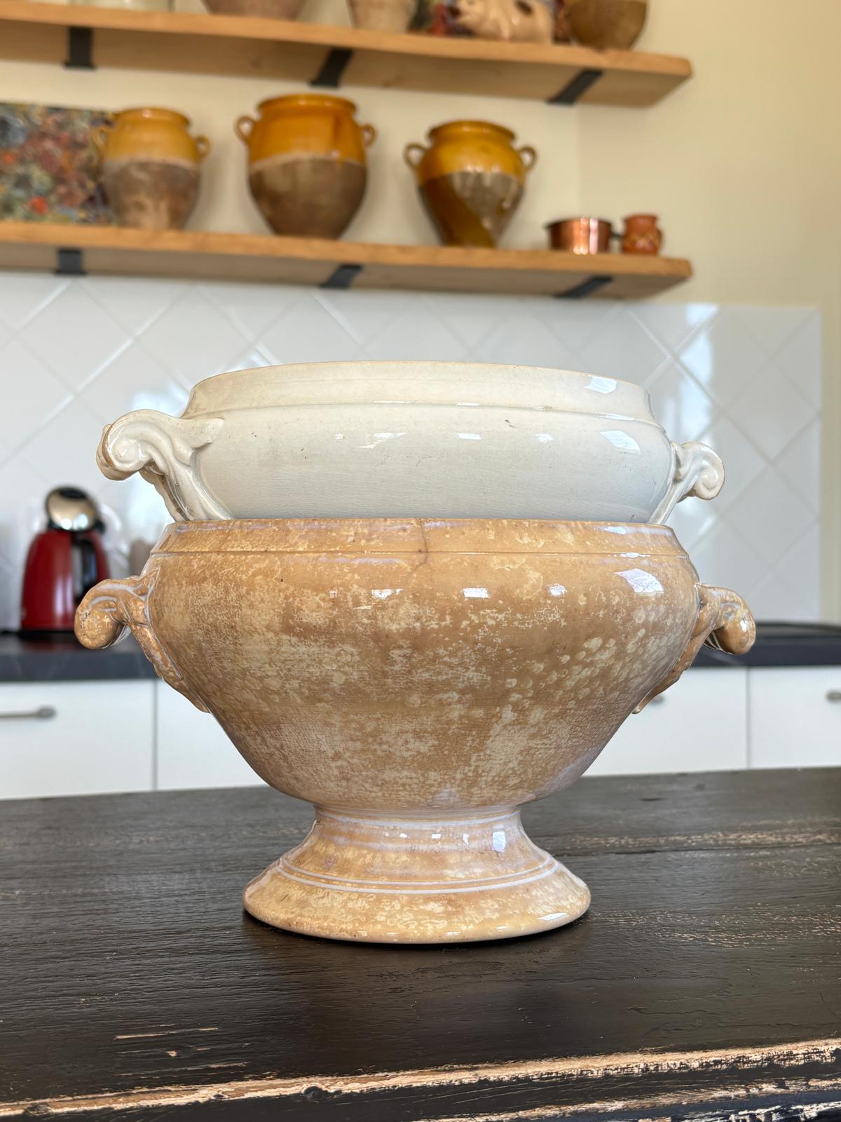 Sarreguemines French soupière with brown glaze - late 19th century