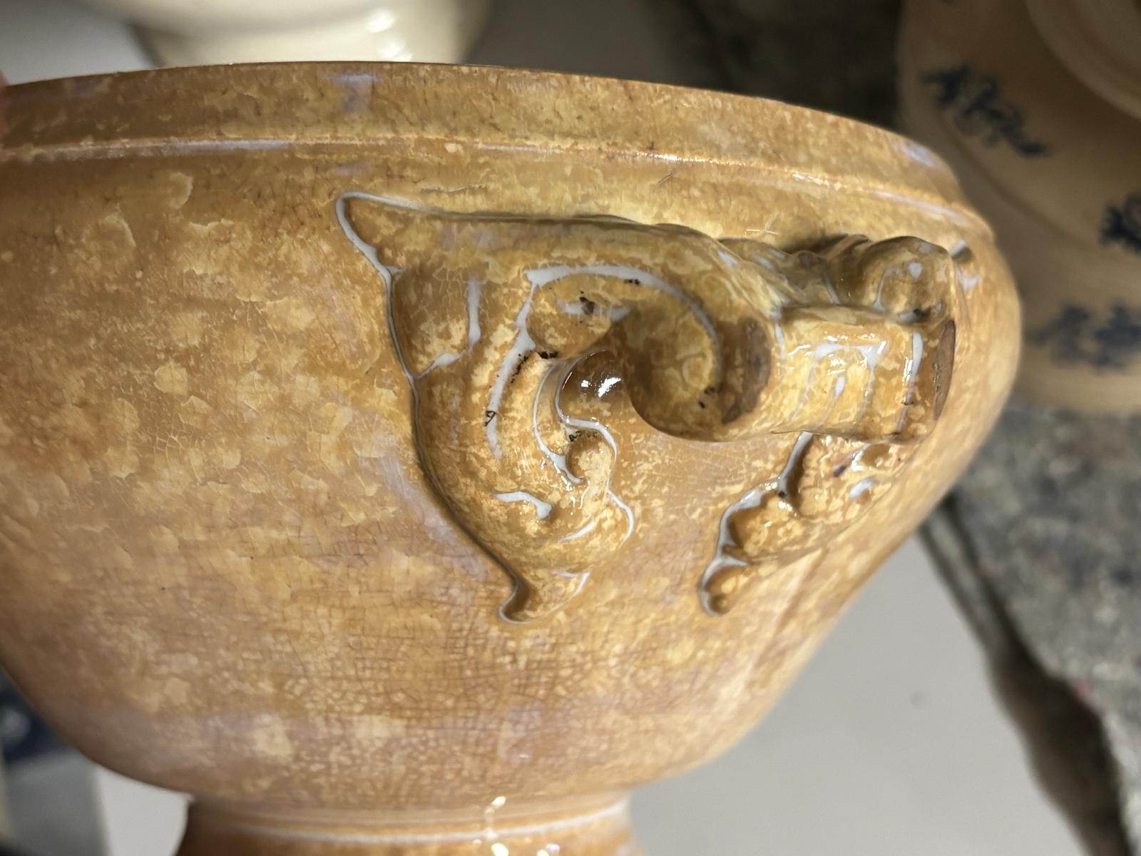 Sarreguemines French soupière with brown glaze - late 19th century