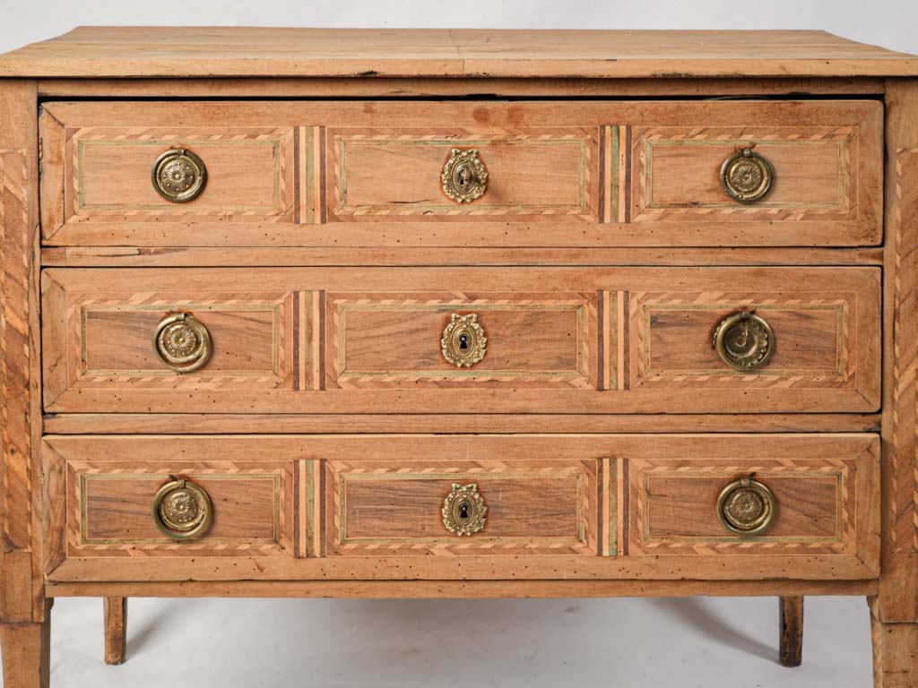 Delicate ornamentation French commode  