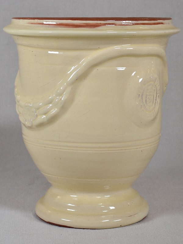 Off-white Anduze Urn