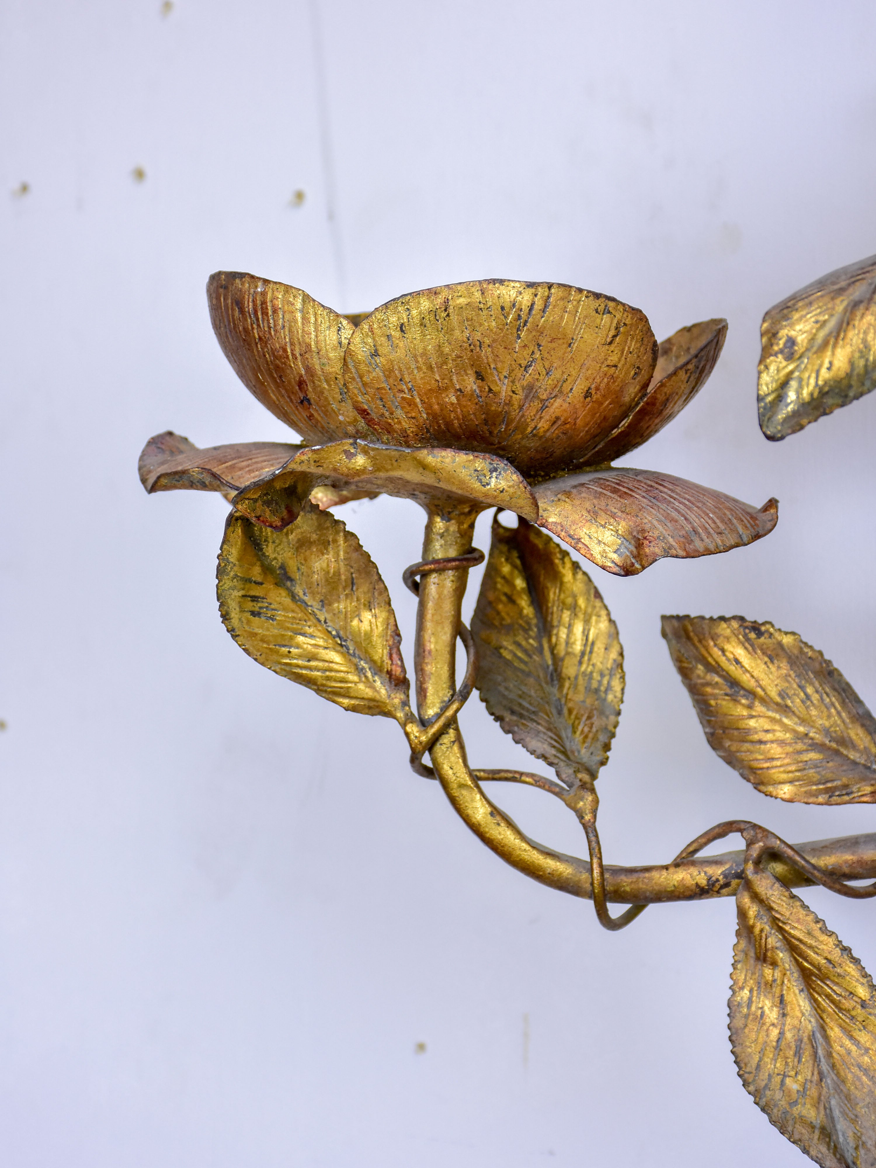 Large Mid-Century wall sconce decorated with roses