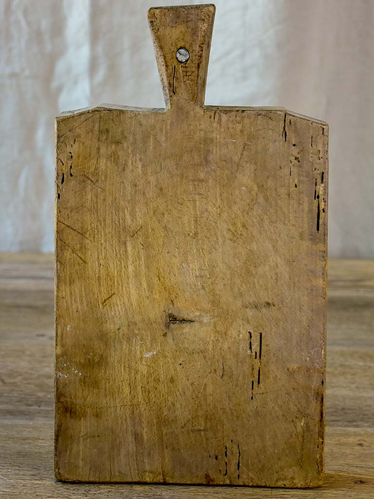 Rustic French cutting board 13¾" Chez Pluie