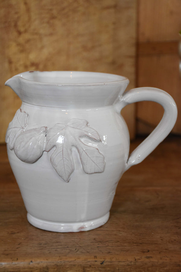Ceramic jug with figs with white glaze