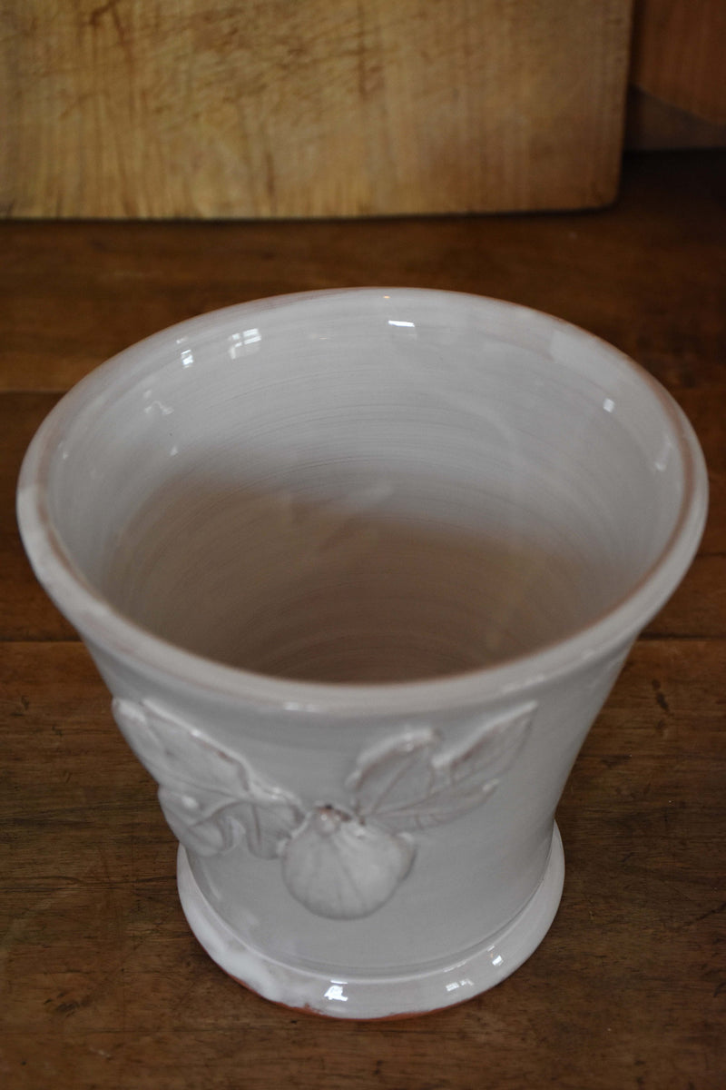 Utensil pot with fig and leaf motif