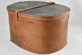 Vintage oval hat box, 1900s style
