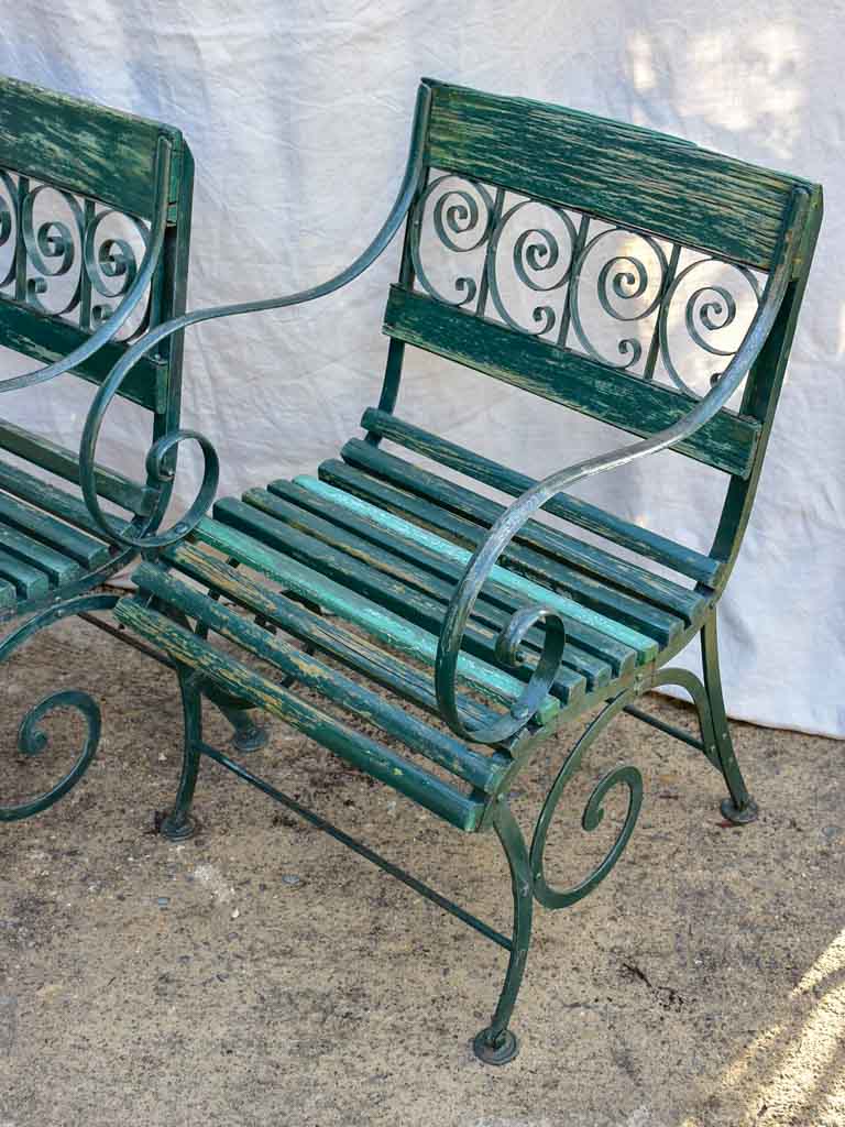 Antique Parisian garden table with three chairs - green