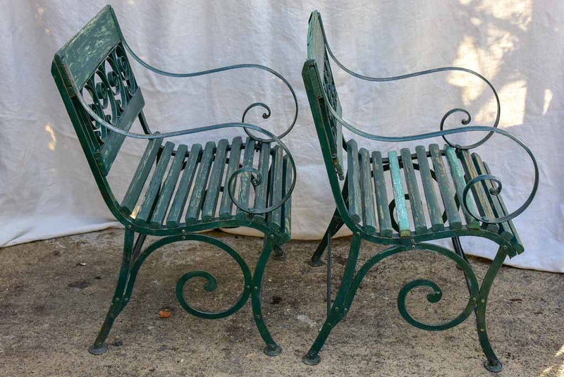 Antique Parisian garden table with three chairs - green