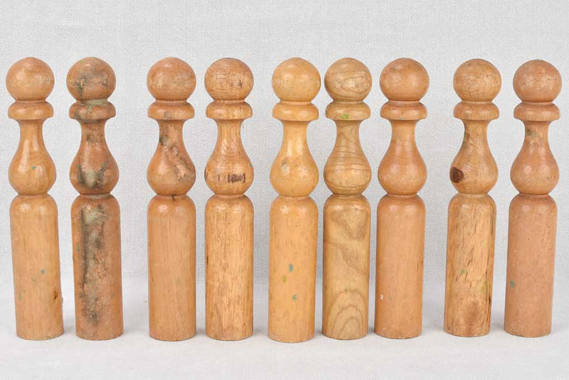 Vintage wooden skittles game 11" Chez Pluie