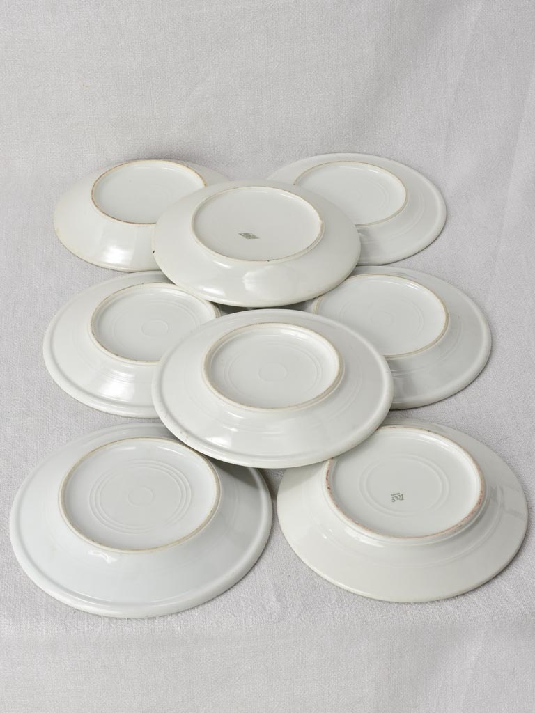 Nostalgic White Vintage Plate Set