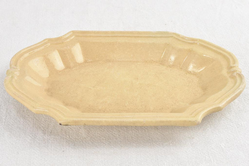 Small 19th century Aptware platter / bowl - 11¾"