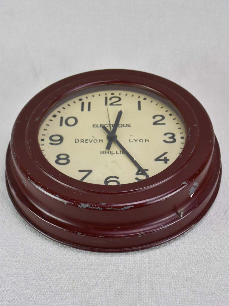 1930's Electrique Brillié wall clock with Bakelite frame 13¾"