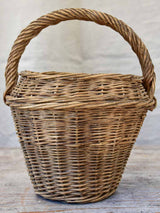 Provincial Mid-century wicker basket