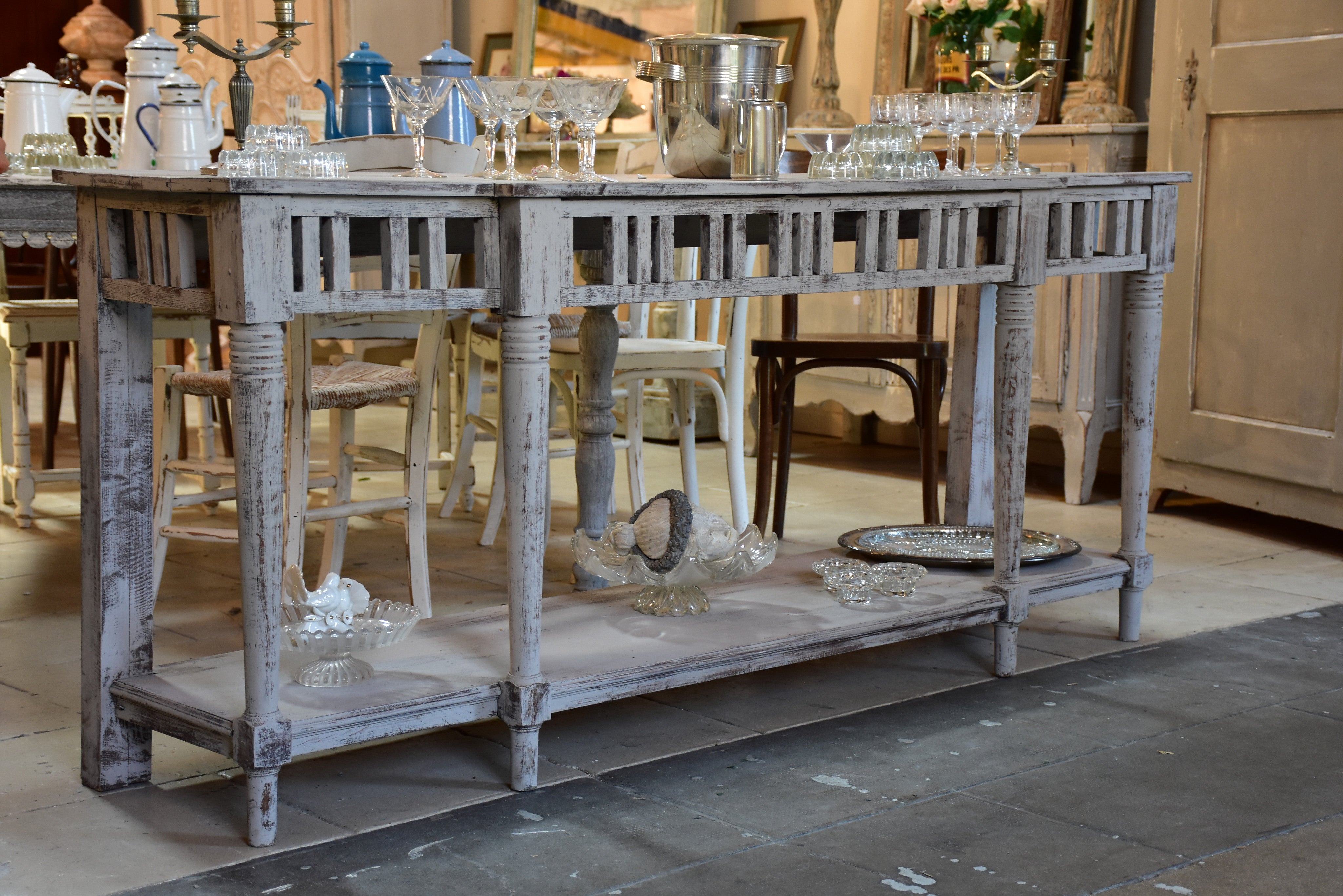 Vintage French kitchen console table with grey patina – Chez Pluie