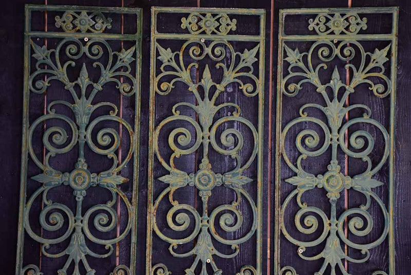 Set of 3 Napoleon III cast iron balcony balustrades 44½" x 15"