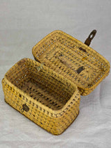 Small antique French lunch basket