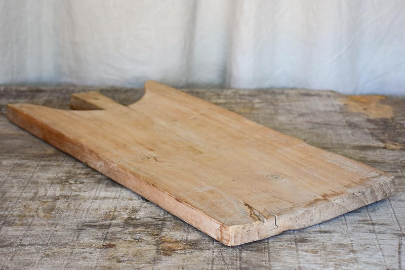 Peaked Shoulder Cutting Board