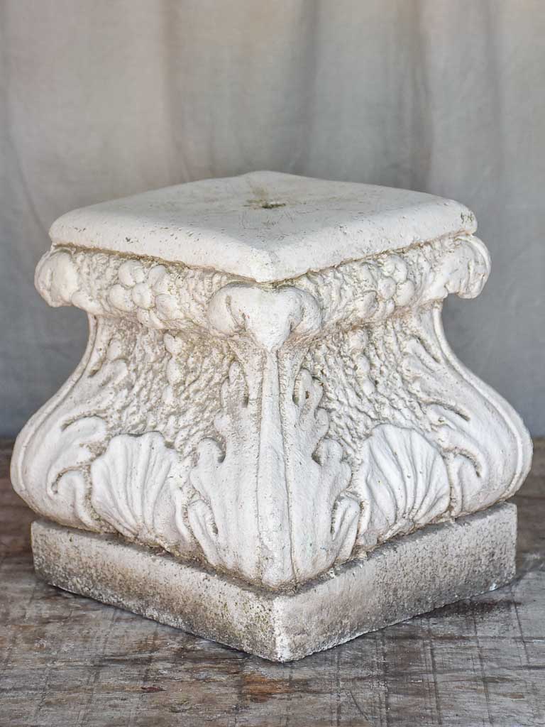 Elegant Mid-century Italian Concrete Pedestal