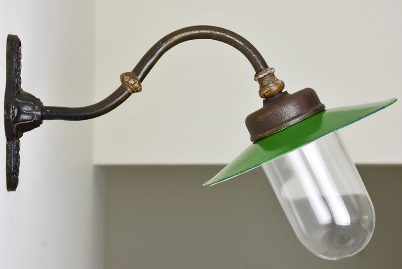 Enamel Shade Outdoor Iron Wall Lamp