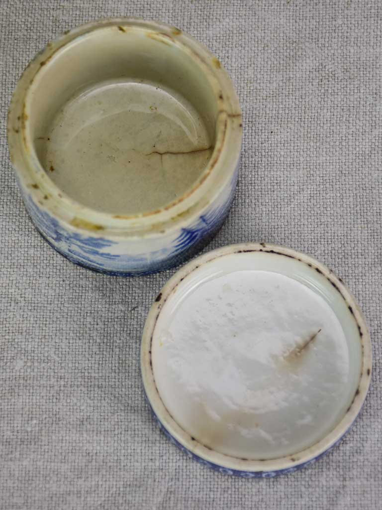 Rare 19th century marrow pot - blue and white