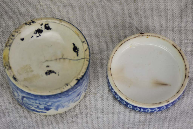 Rare 19th century marrow pot - blue and white