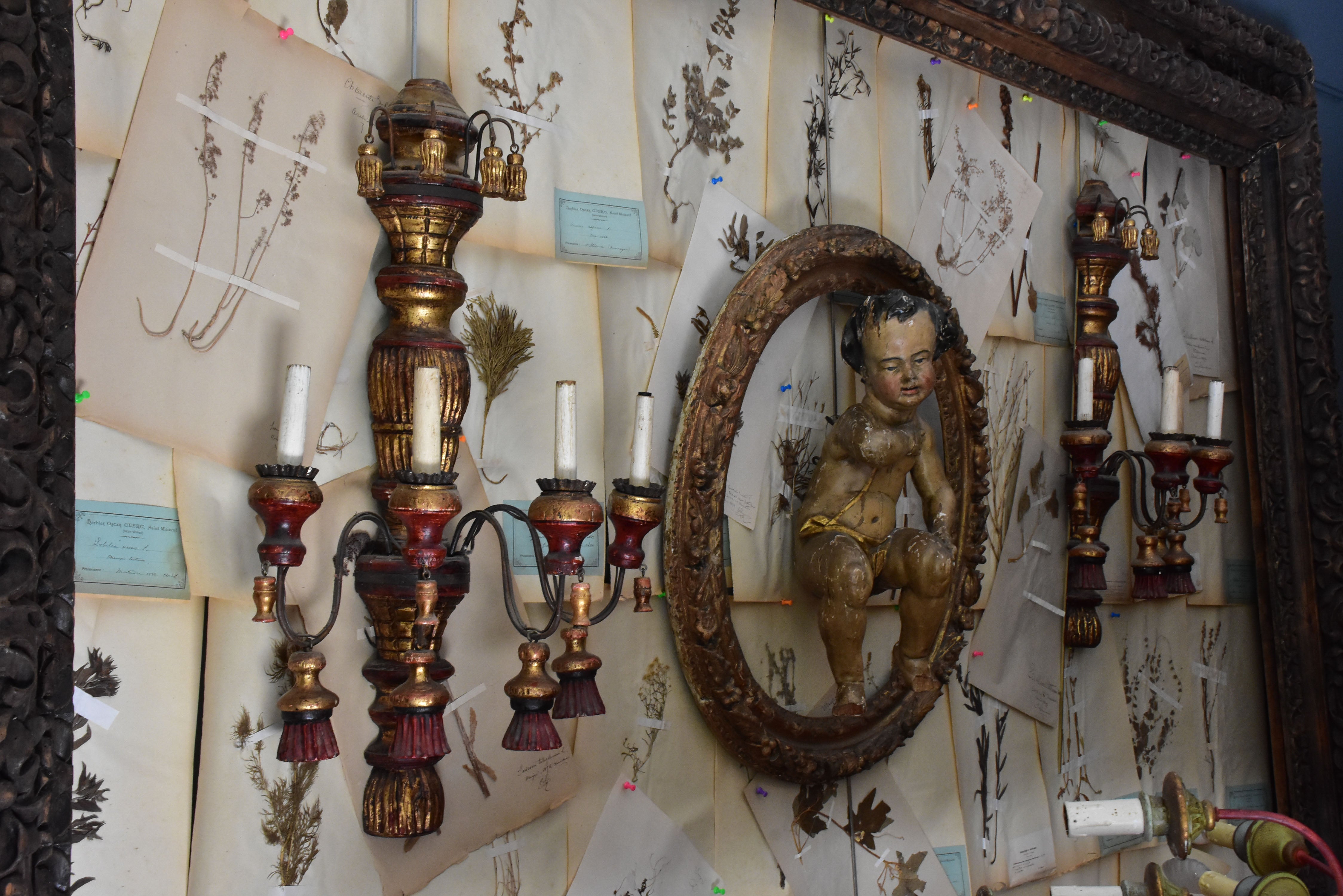 Pair of vintage Italian wall appliques – gold and red finish