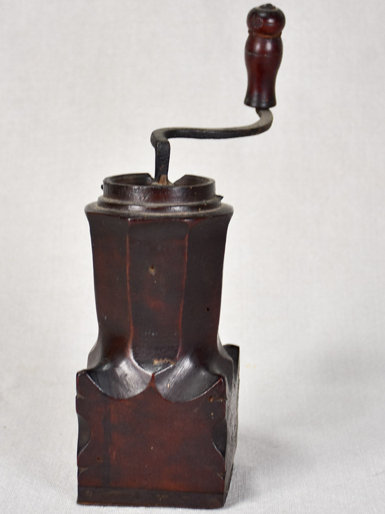 Louis XIV spice grinding mill