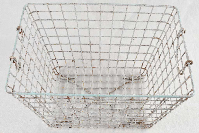 Set of 8 Oyster Baskets with white patina 25½"