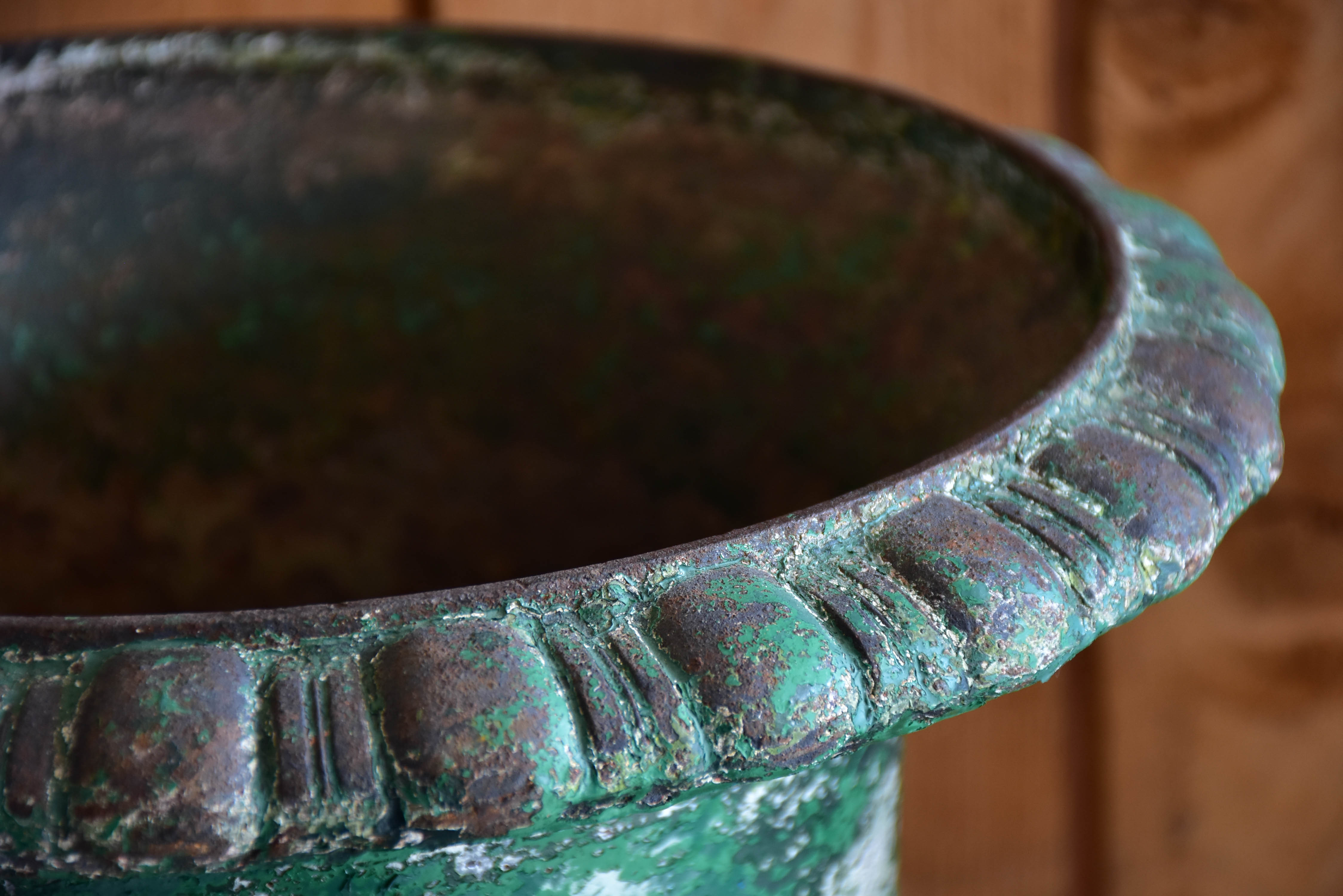 Pair of 19th century Medici urns – green patina