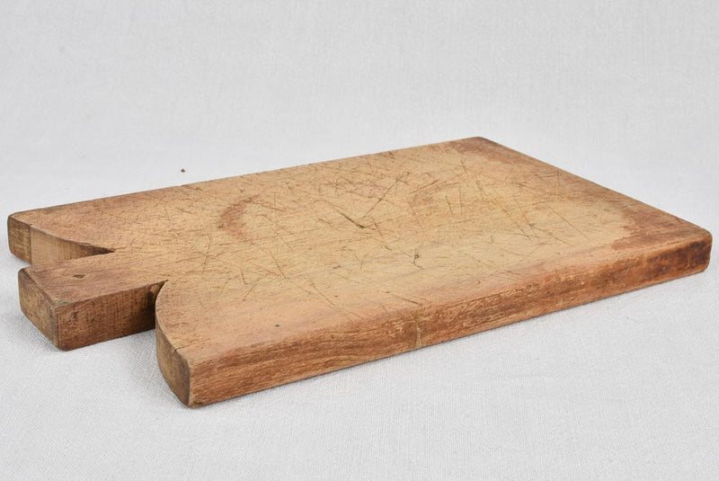 Traditional French cutting board with handle