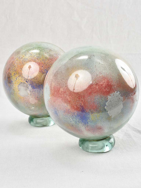 Antique multicolored glass wig displays