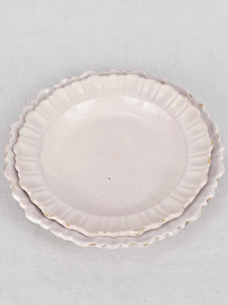 Platters, ironstone, 18th-century (two) 11" & 12¼"