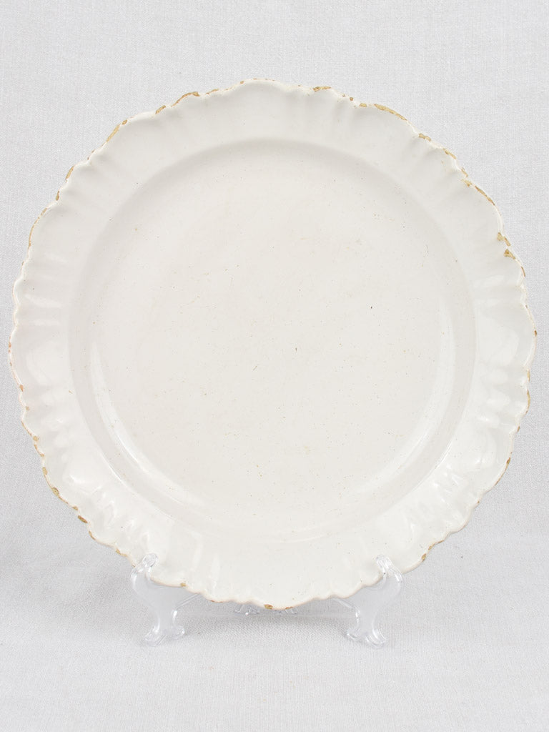 Platter, ironstone, round, 18th-century 12¼"
