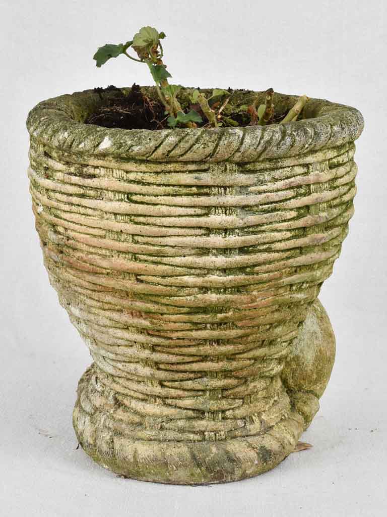 Planter, rabbit with basket, mid-century, 11¾"